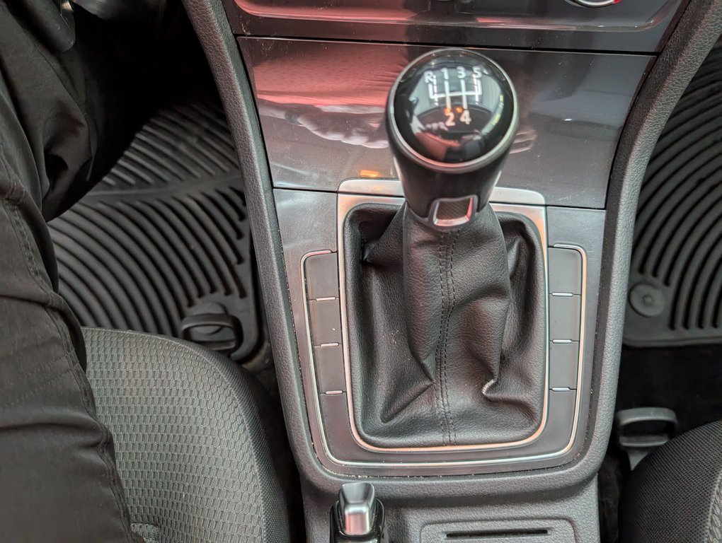 Volkswagen Golf TSI, 2018 à Magog, Québec - 15 - w1024h768px