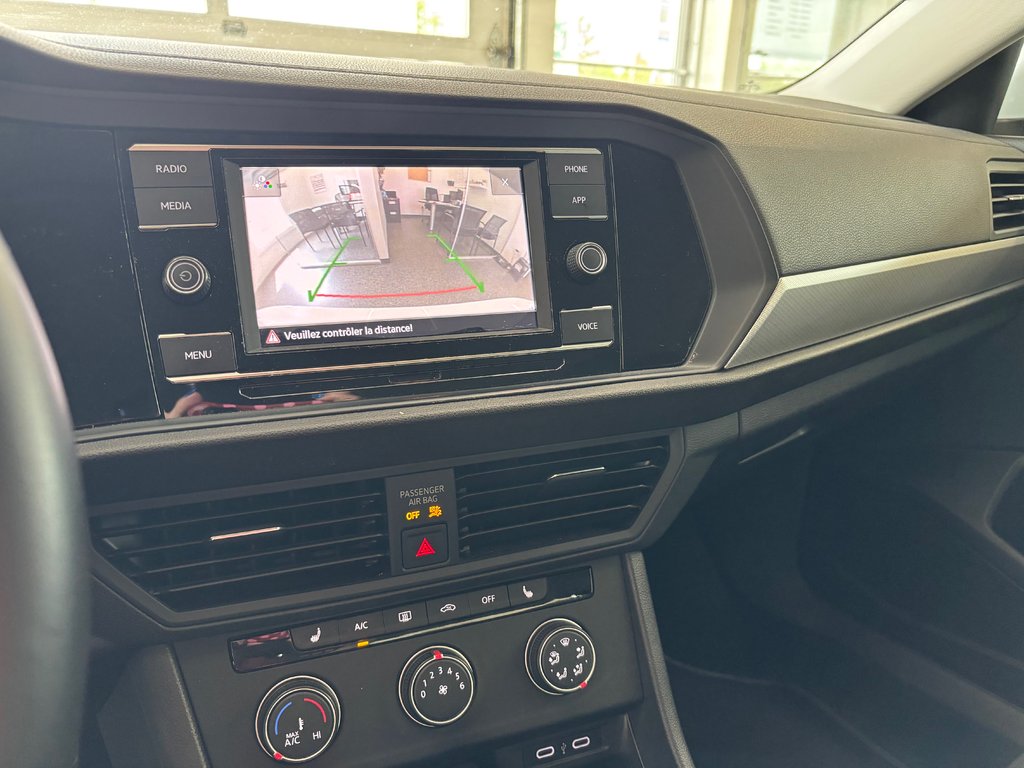 2023 Volkswagen Jetta Trendline in Magog, Quebec - 19 - w1024h768px