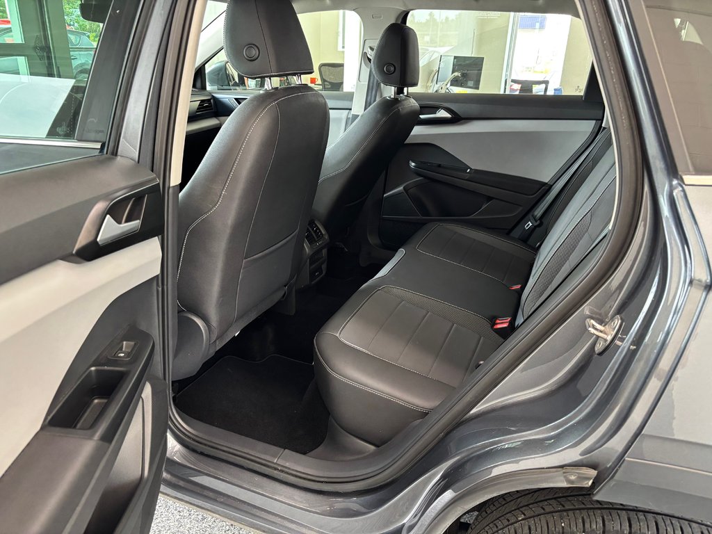 2023 Volkswagen Taos Comfortline in Magog, Quebec - 10 - w1024h768px