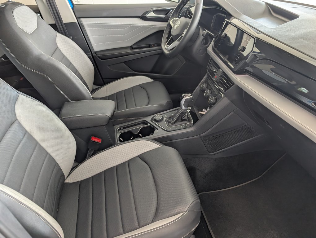 2024 Volkswagen Taos Highline in Magog, Quebec - 6 - w1024h768px