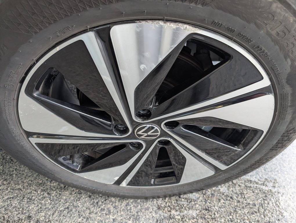 2024 Volkswagen Taos Highline in Magog, Quebec - 21 - w1024h768px