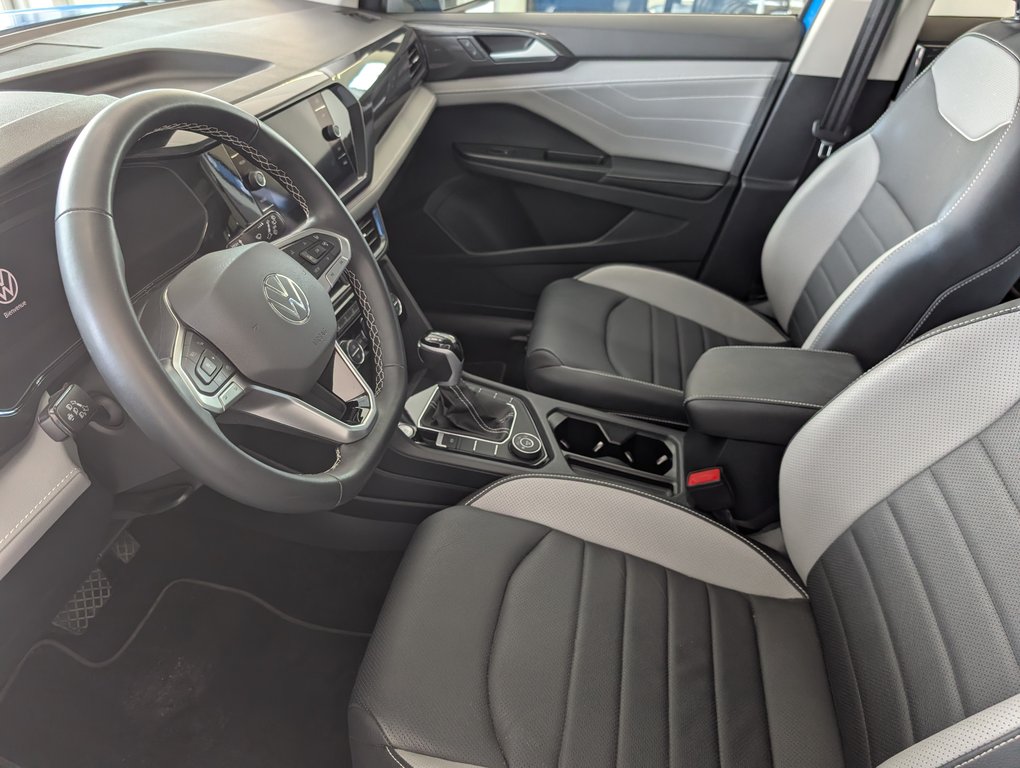 2024 Volkswagen Taos Highline in Magog, Quebec - 8 - w1024h768px