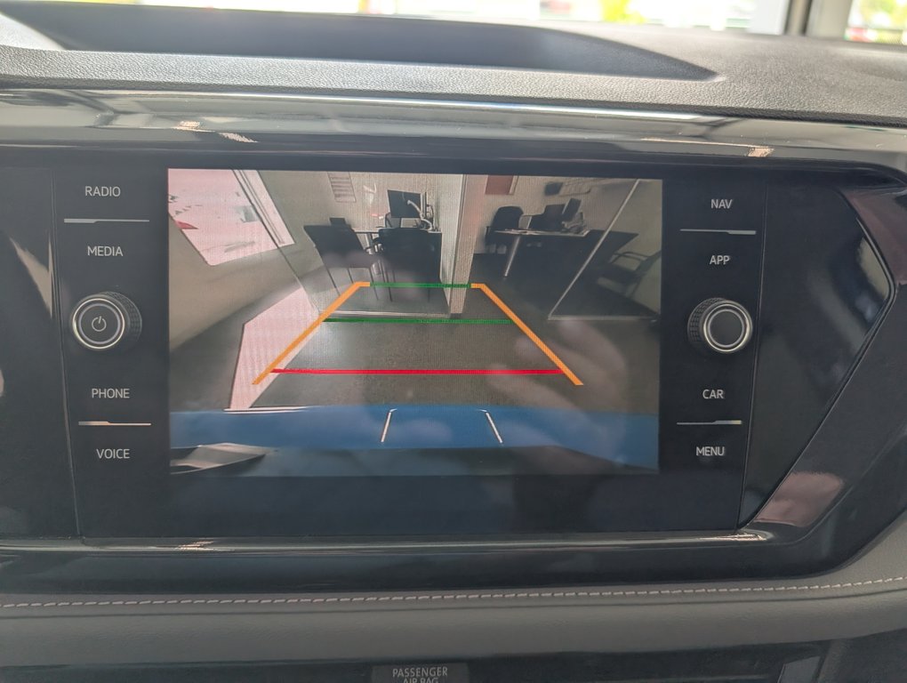 2024 Volkswagen Taos Highline in Magog, Quebec - 17 - w1024h768px