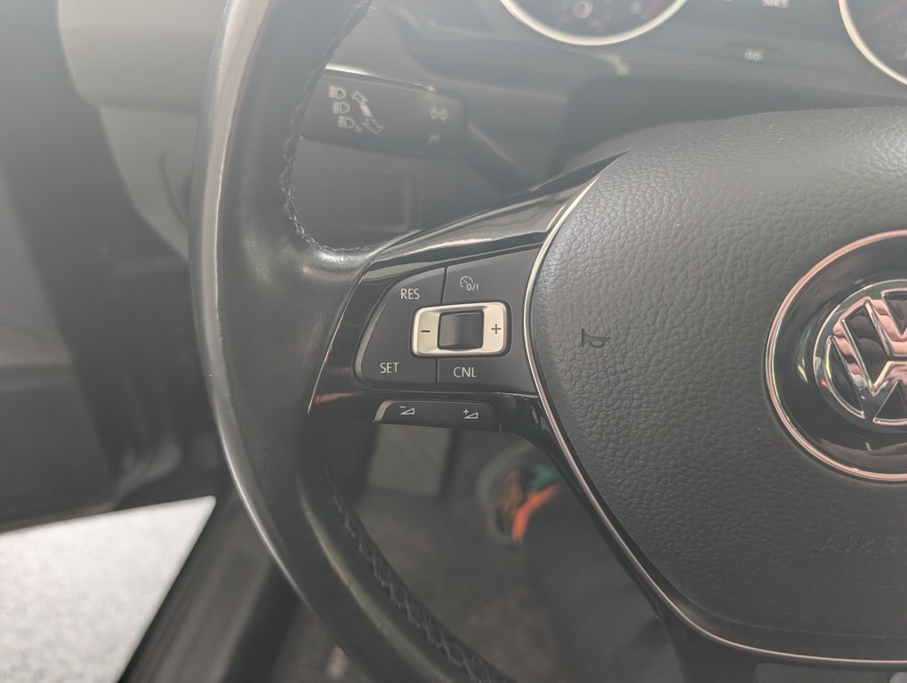 2018 Volkswagen Tiguan Comfortline AWD, in Magog, Quebec - 18 - w1024h768px