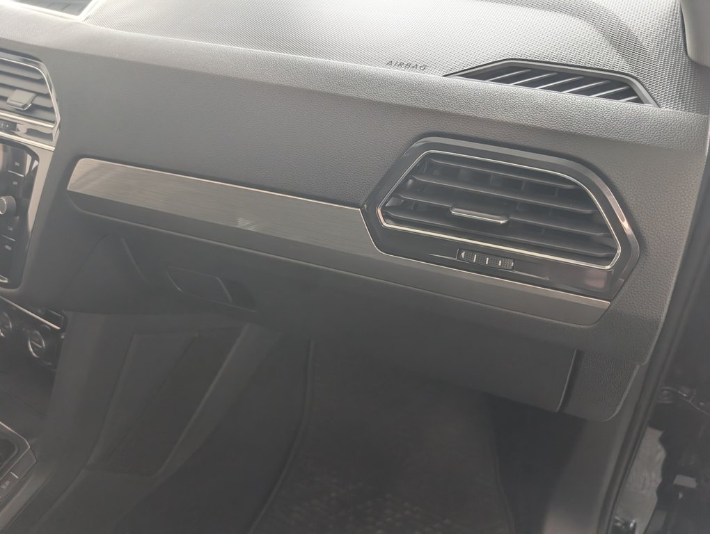 2018 Volkswagen Tiguan Comfortline AWD, in Magog, Quebec - 9 - w1024h768px