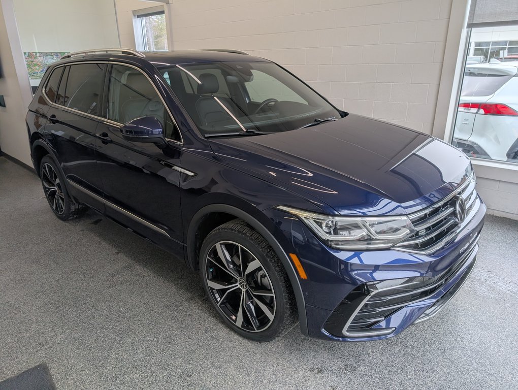 2024 Volkswagen Tiguan Highline R-Line in Magog, Quebec - 1 - w1024h768px