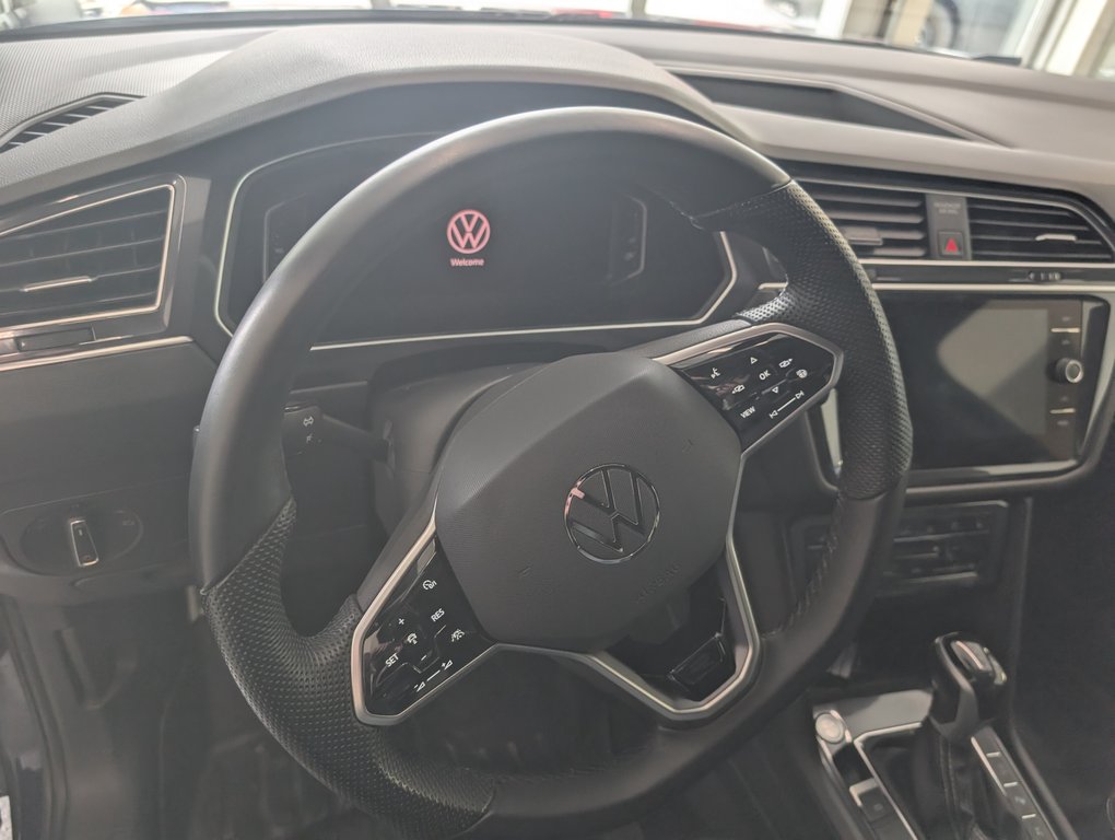 2024 Volkswagen Tiguan Highline R-Line in Magog, Quebec - 13 - w1024h768px
