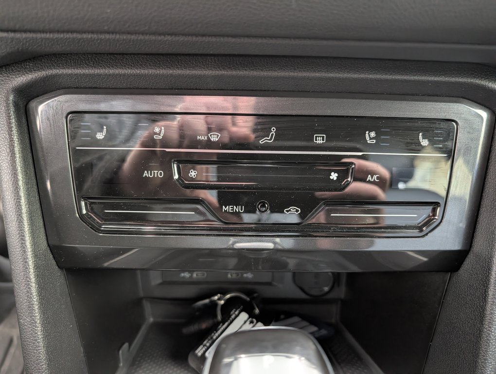 2024 Volkswagen Tiguan Highline R-Line in Magog, Quebec - 18 - w1024h768px