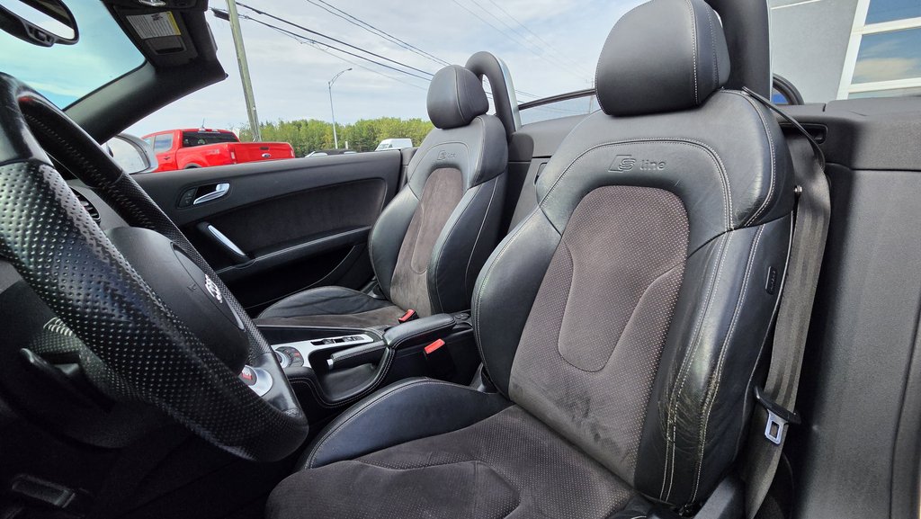 2010 Audi TT Roadster S LINE   2.0T CONVERTIBLE in Matane, Quebec - 16 - w1024h768px