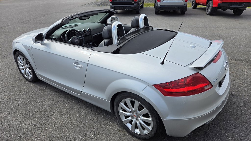 2010 Audi TT Roadster S LINE   2.0T CONVERTIBLE in Matane, Quebec - 9 - w1024h768px