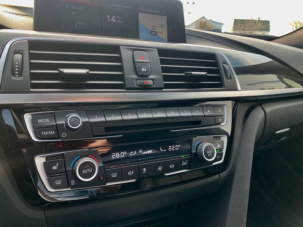 BMW 3 Series 330i xDrive 2018 à Matane, Québec - 18 - w1024h768px