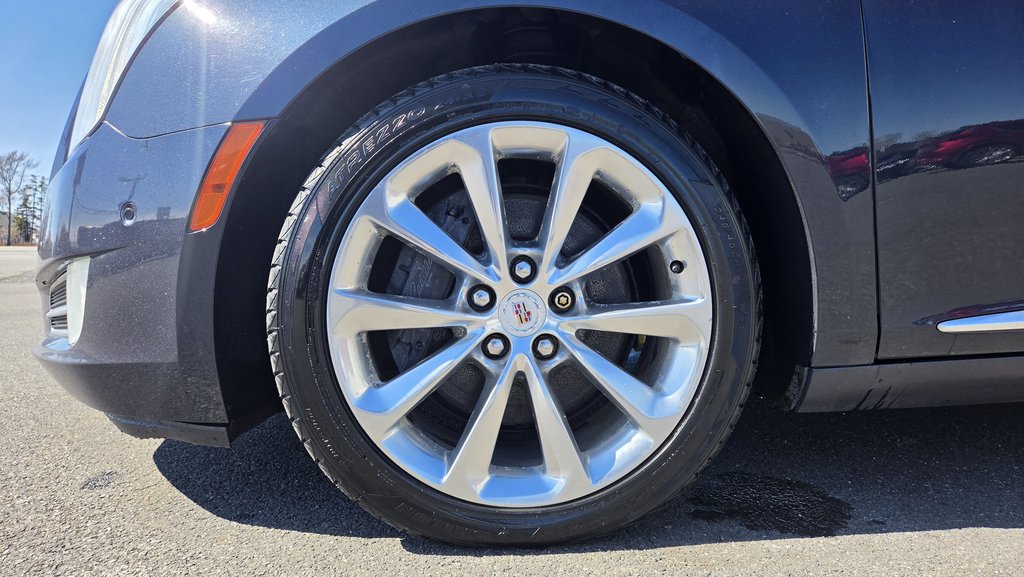 2014 Cadillac XTS GRAND LUXE Luxury in Matane, Quebec - 11 - w1024h768px