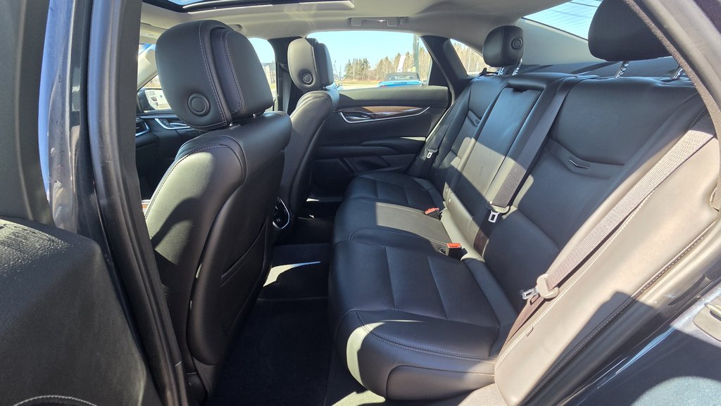 2014 Cadillac XTS GRAND LUXE Luxury in Matane, Quebec - 21 - w1024h768px