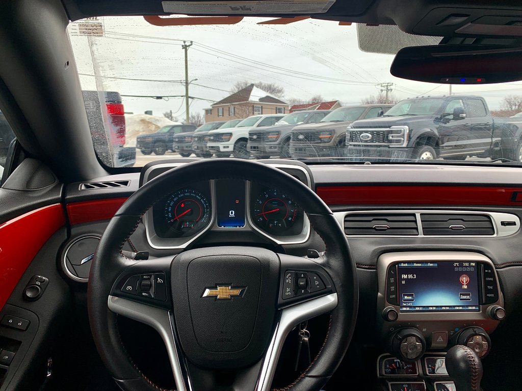 Chevrolet Camaro LT CONVERTIBLE 2015 à Matane, Québec - 13 - w1024h768px