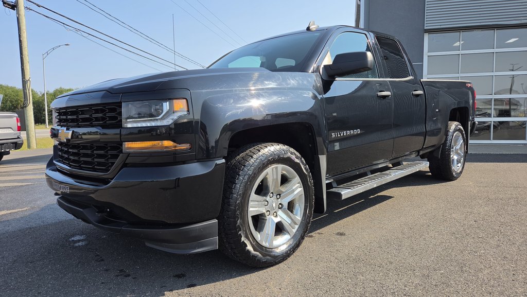 Chevrolet Silverado 1500 LD Custom 2019 à Matane, Québec - 11 - w1024h768px