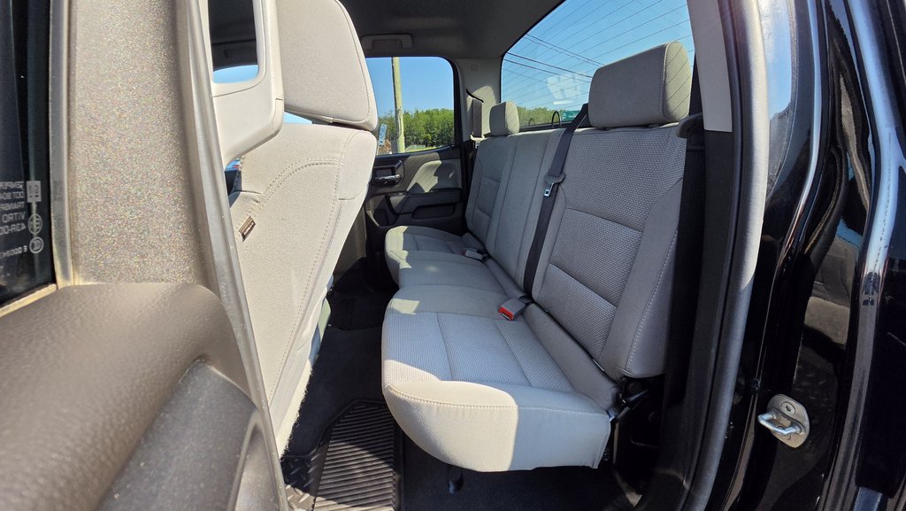 Chevrolet Silverado 1500 LD Custom 2019 à Matane, Québec - 21 - w1024h768px