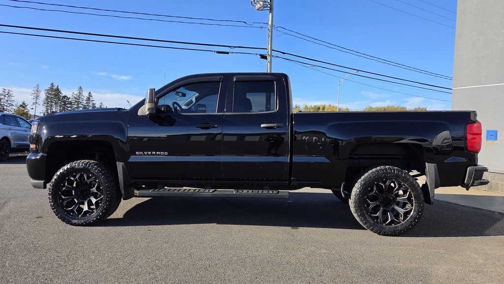 Chevrolet Silverado 1500 Work Truck 2018 à Matane, Québec - 9 - w1024h768px