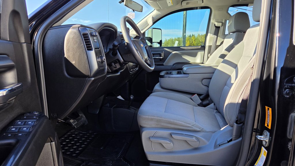 Chevrolet Silverado 1500 Work Truck 2018 à Matane, Québec - 12 - w1024h768px