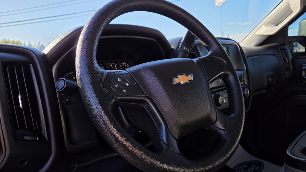 Chevrolet Silverado 1500 Work Truck 2018 à Matane, Québec - 15 - w1024h768px