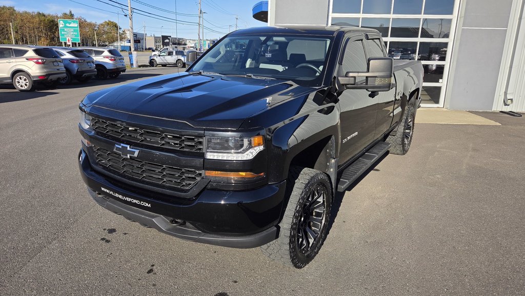 Chevrolet Silverado 1500 Work Truck 2018 à Matane, Québec - 11 - w1024h768px