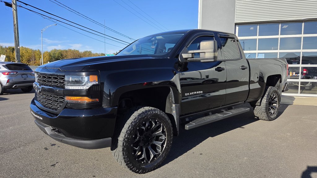 Chevrolet Silverado 1500 Work Truck 2018 à Matane, Québec - 10 - w1024h768px