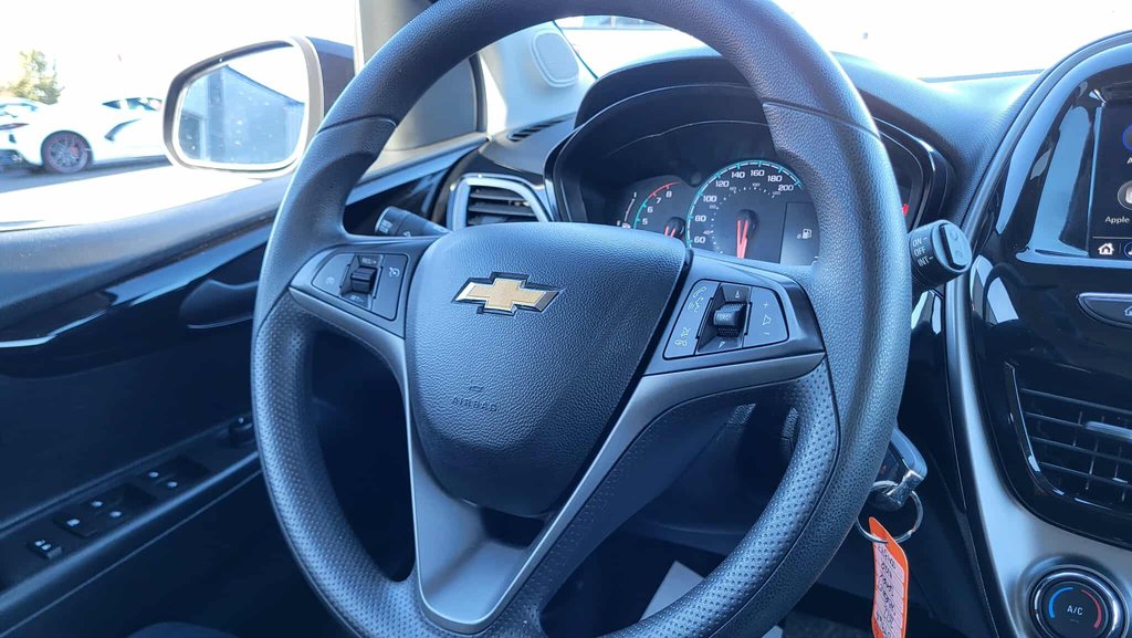 2022 Chevrolet Spark 1LT in Matane, Quebec - 11 - w1024h768px