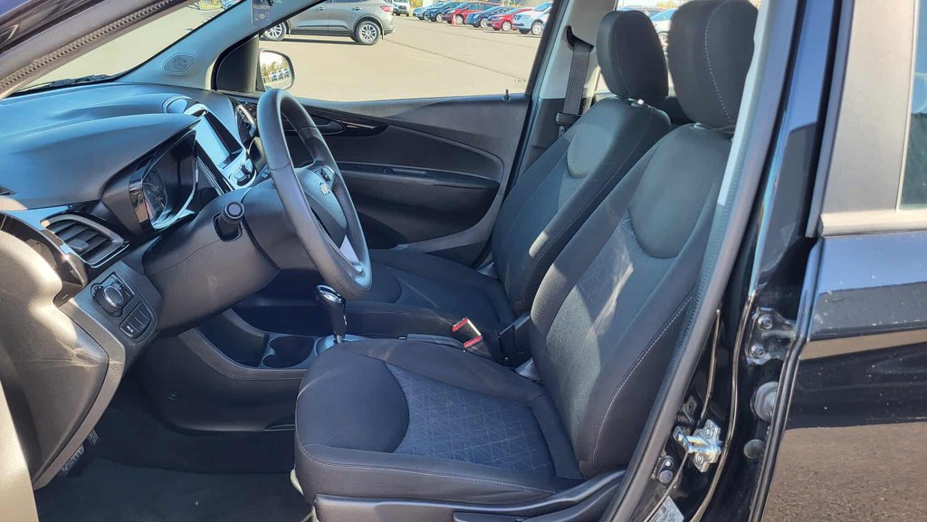 2022 Chevrolet Spark 1LT in Matane, Quebec - 7 - w1024h768px