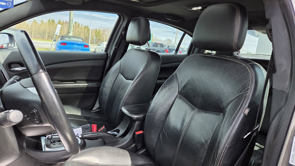 Chrysler 200 Limited 2013 à Matane, Québec - 13 - w1024h768px