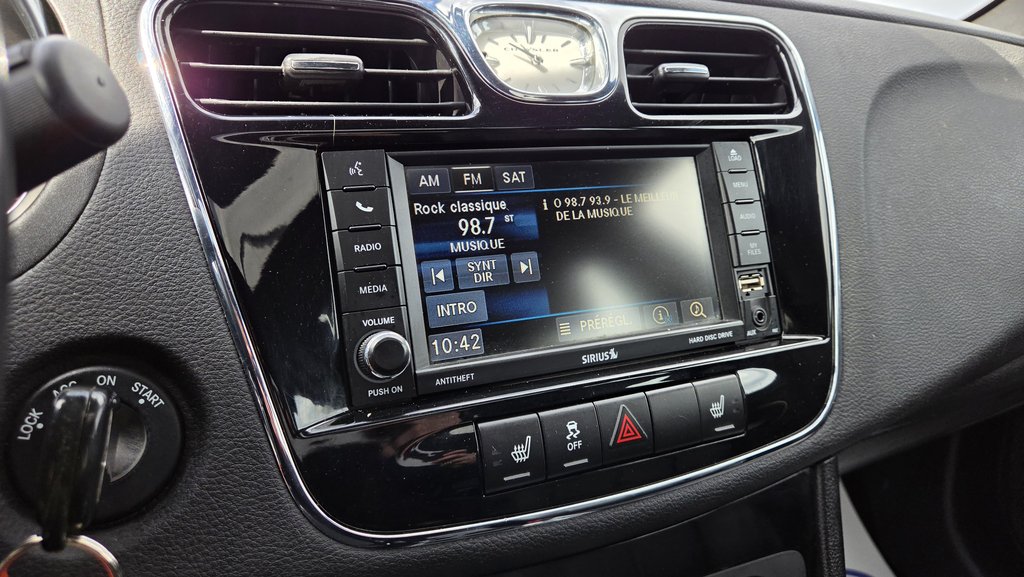Chrysler 200 Limited 2013 à Matane, Québec - 16 - w1024h768px