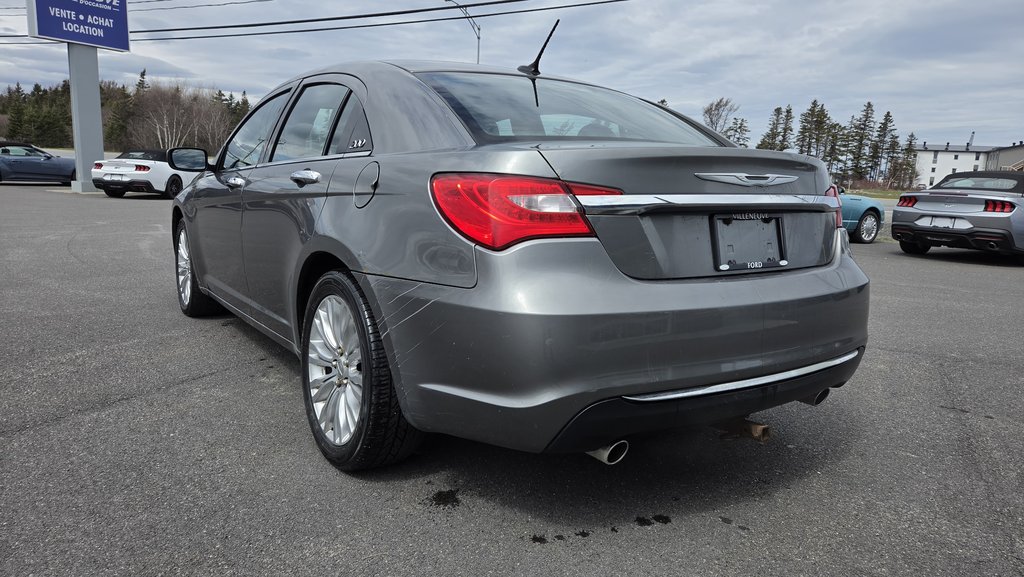 Chrysler 200 Limited 2013 à Matane, Québec - 7 - w1024h768px