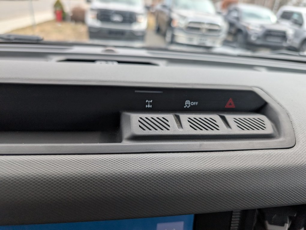 2023 Ford Bronco BIG BEN 2 PORTES in Matane, Quebec - 14 - w1024h768px