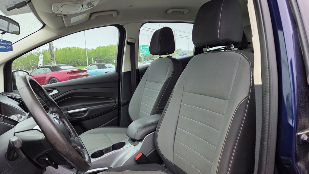 2016 Ford C-Max Hybrid SE 202A  Moteur VCT 2L in Matane, Quebec - 14 - w1024h768px
