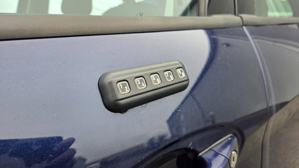 2016 Ford C-Max Hybrid SE 202A  Moteur VCT 2L in Matane, Quebec - 10 - w1024h768px