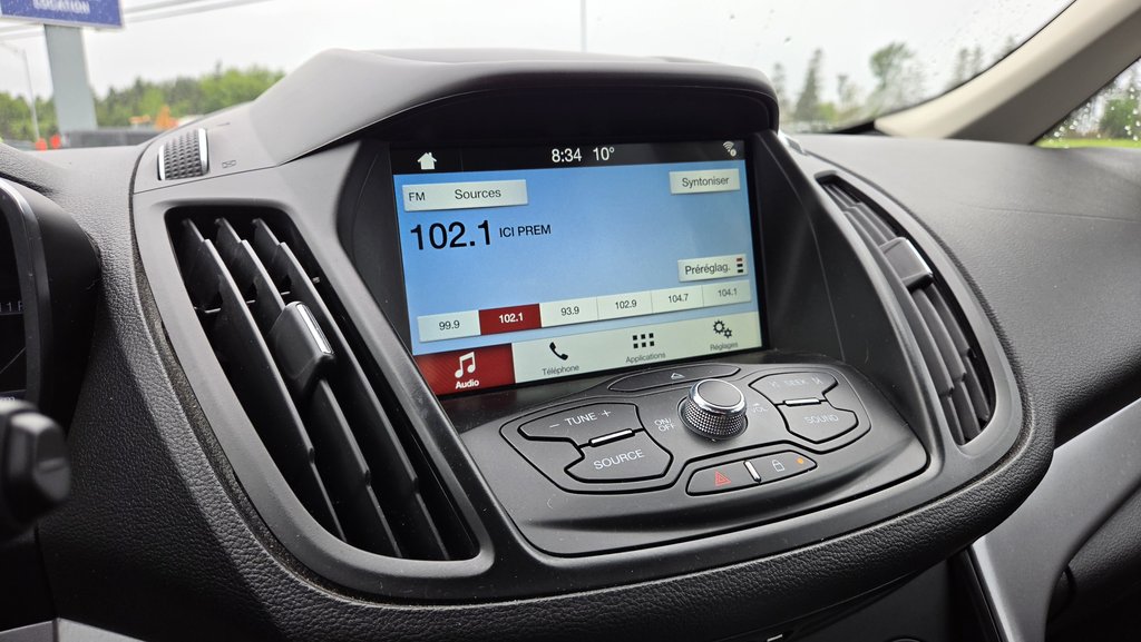 2016 Ford C-Max Hybrid SE 202A  Moteur VCT 2L in Matane, Quebec - 16 - w1024h768px