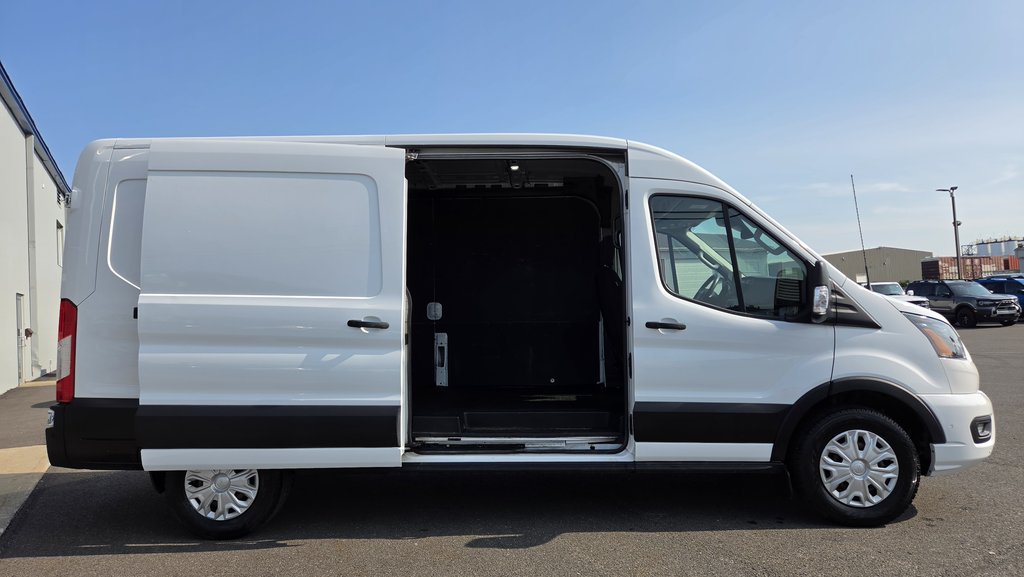 2022 Ford E-Transit Cargo Van Électrique TOIT MOYEN in Matane, Quebec - 6 - w1024h768px