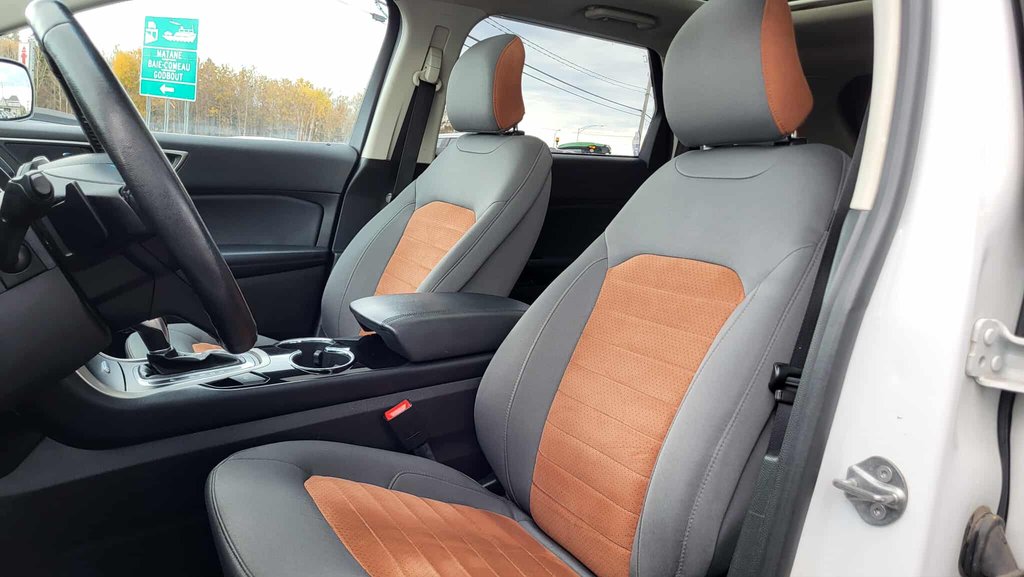 Ford Edge SEL  ENSEMBLE DÉCOR  AWD 2018 à Matane, Québec - 14 - w1024h768px