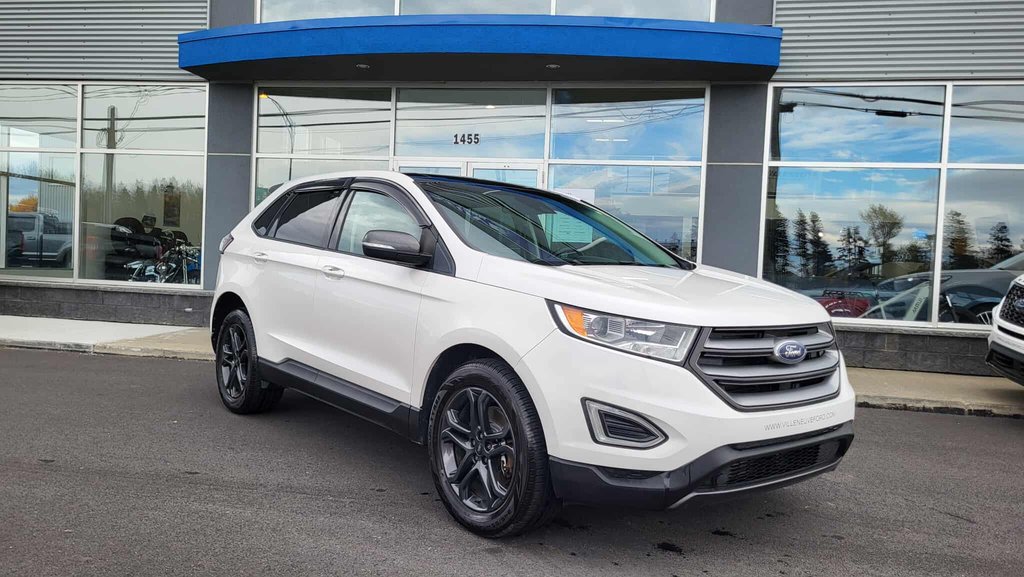 Ford Edge SEL  ENSEMBLE DÉCOR  AWD 2018 à Matane, Québec - 7 - w1024h768px