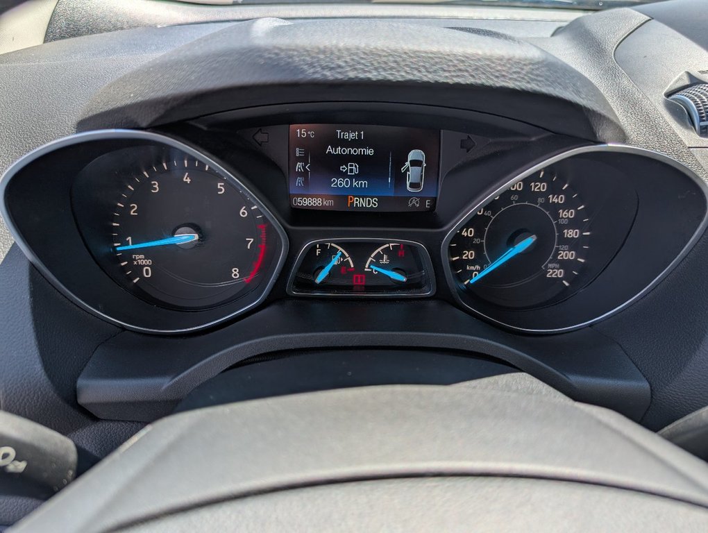 2017 Ford Escape Titanium 4WD   ENS. REMORQUAGE in Matane, Quebec - 8 - w1024h768px