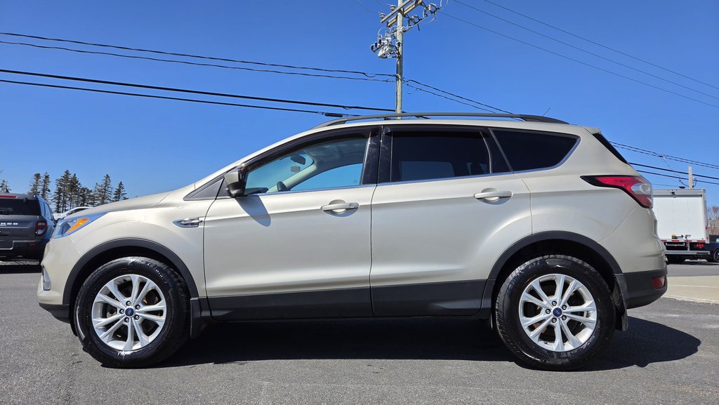 Ford Escape SE Ensemble remorquage 2018 à Matane, Québec - 7 - w1024h768px