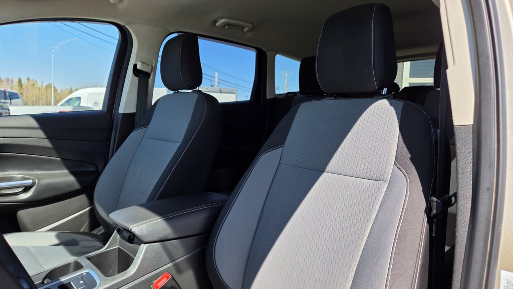 Ford Escape SE Ensemble remorquage 2018 à Matane, Québec - 11 - w1024h768px