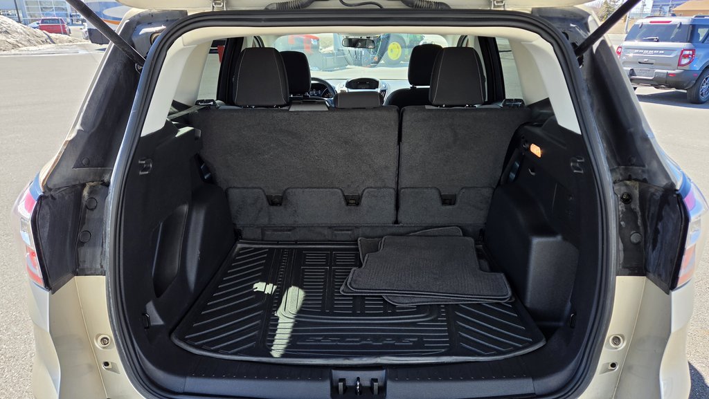 Ford Escape SE Ensemble remorquage 2018 à Matane, Québec - 5 - w1024h768px