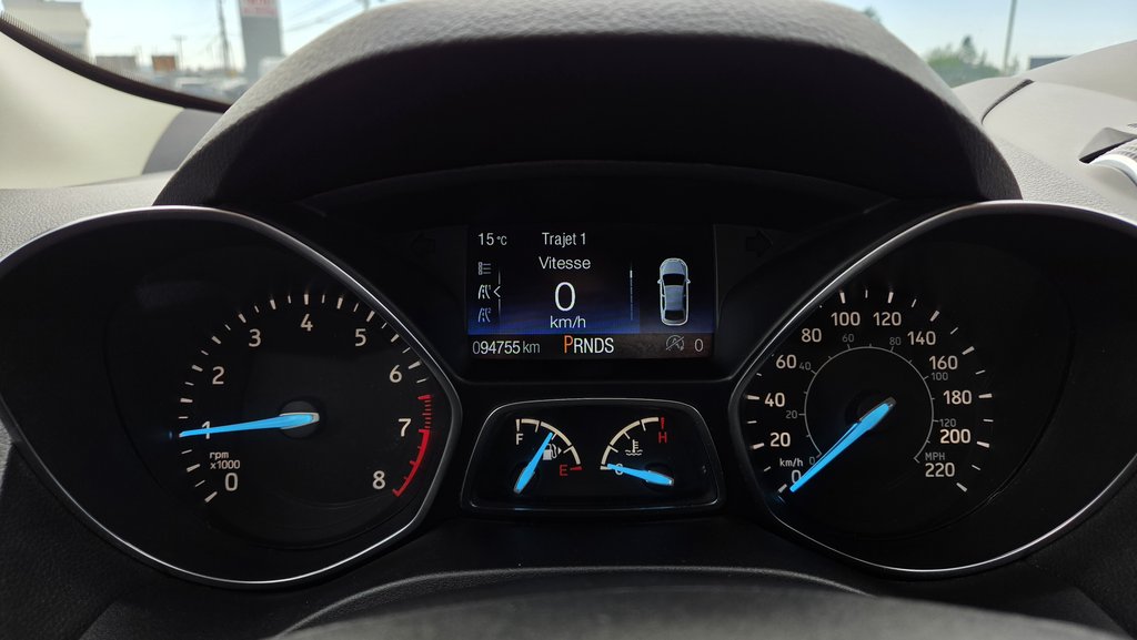 Ford Escape SE  AWD  ENSEMBLE DÉCOR NOIR 2018 à Matane, Québec - 18 - w1024h768px