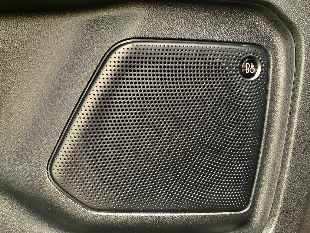 Ford Escape Titanium Hybrid 2020 à Matane, Québec - 11 - w1024h768px
