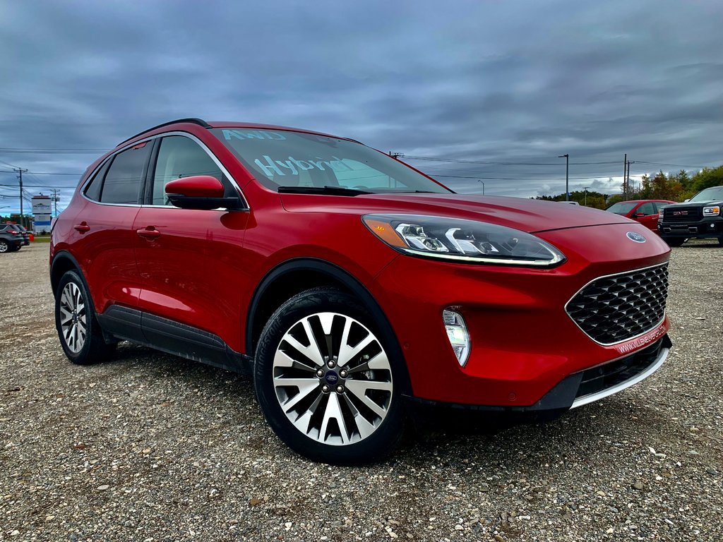 Ford Escape Titanium Hybrid 2020 à Matane, Québec - 1 - w1024h768px