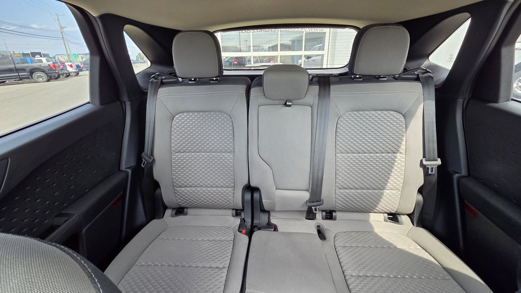 2020 Ford Escape SE in Matane, Quebec - 20 - w1024h768px