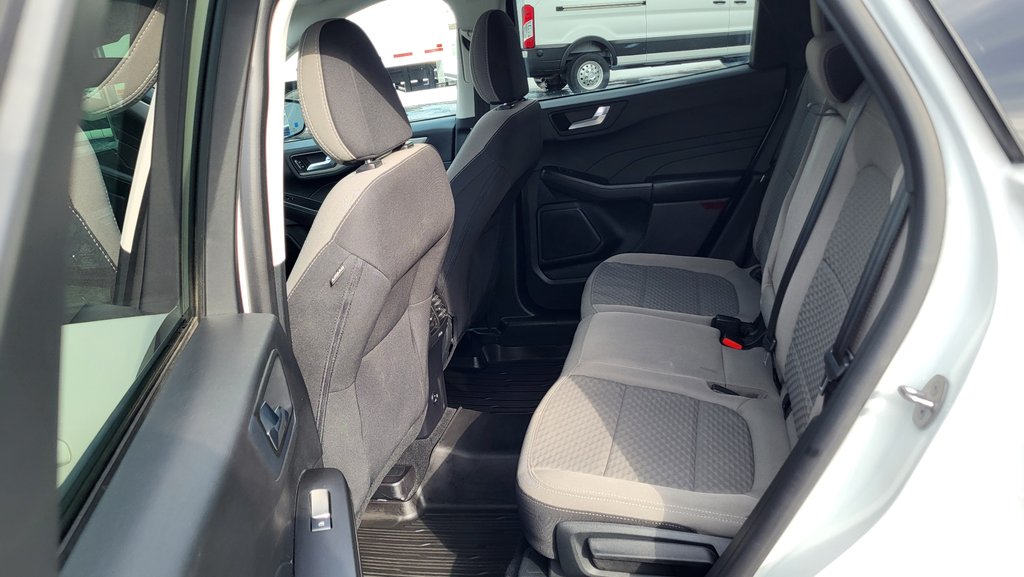 2021 Ford Escape SE   AWD ENSEMBLE DECOR SPORT in Matane, Quebec - 19 - w1024h768px