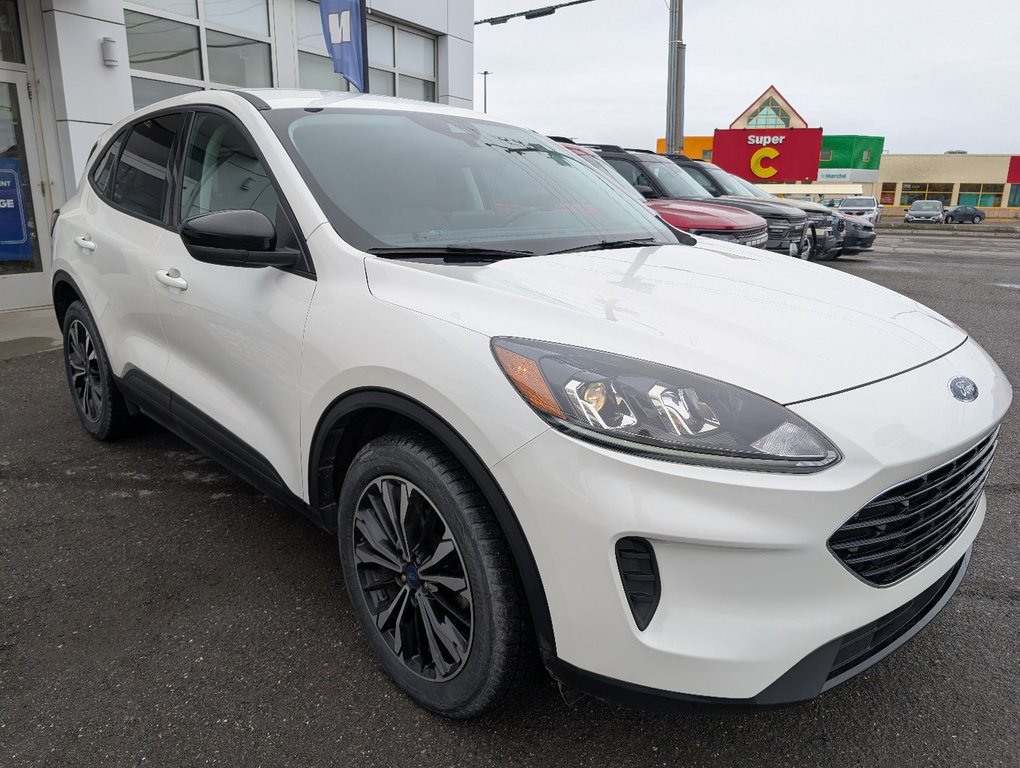 Ford Escape SE   AWD ENSEMBLE DECOR SPORT 2021 à Matane, Québec - 5 - w1024h768px