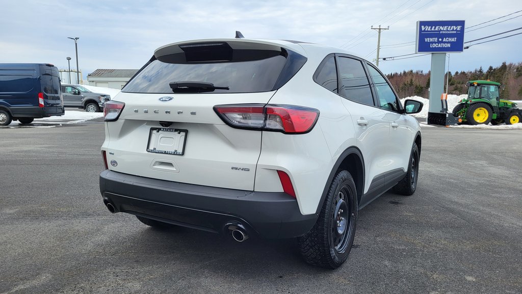 2021 Ford Escape SE   AWD ENSEMBLE DECOR SPORT in Matane, Quebec - 6 - w1024h768px
