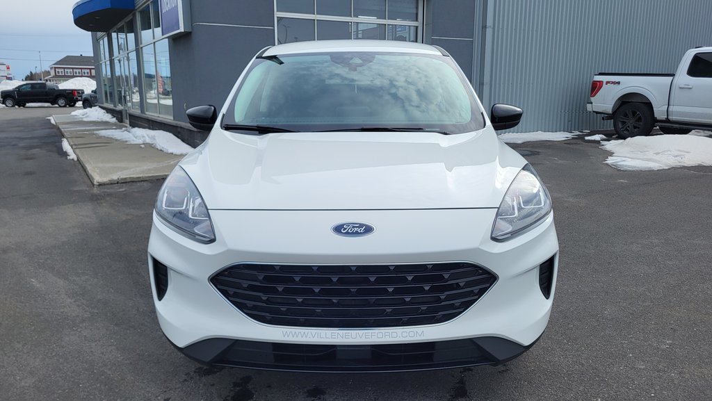 2021 Ford Escape SE   AWD ENSEMBLE DECOR SPORT in Matane, Quebec - 2 - w1024h768px