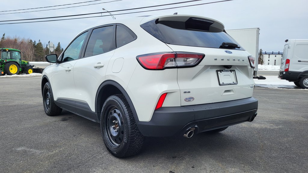2021 Ford Escape SE   AWD ENSEMBLE DECOR SPORT in Matane, Quebec - 9 - w1024h768px